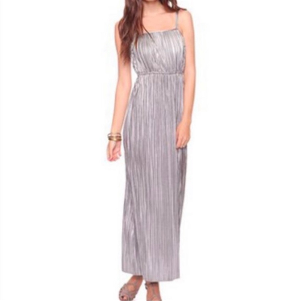Forever 21  Metallic Pleated Maxi Dress